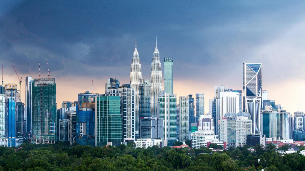 Nominal Gaji TKI Malaysia Terbaru 2026 Dalam Rupiah