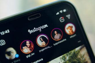 Cara Aman Pakai Instagram Story Viewer Tanpa Ketahuan