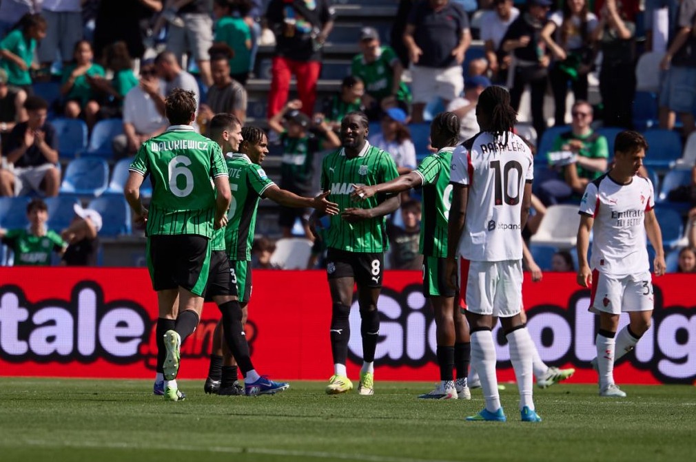 Hasil Sassuolo vs AC Milan 2-0