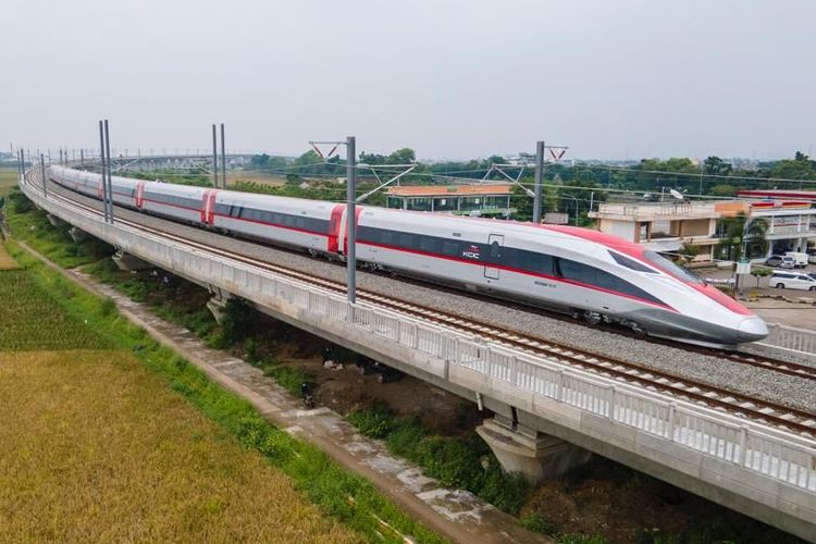Tiket Kereta Cepat Jakarta Bandung Diskon 50 Persen
