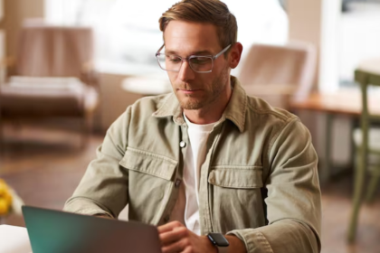 7 Pekerjaan Freelance yang Bisa Dilakukan dari Rumah