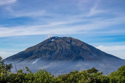Harga Tiket Naik Gunung Merbabu 2026